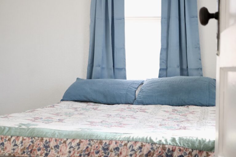 How to Create a Cozy Home on a Budget