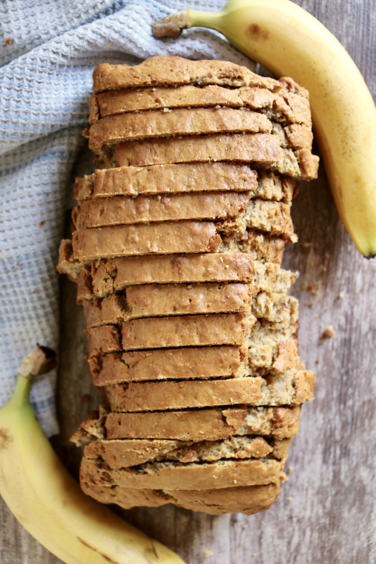 top view of sliced banana bread loaf