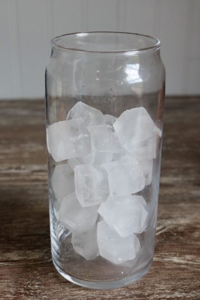 glass of ice