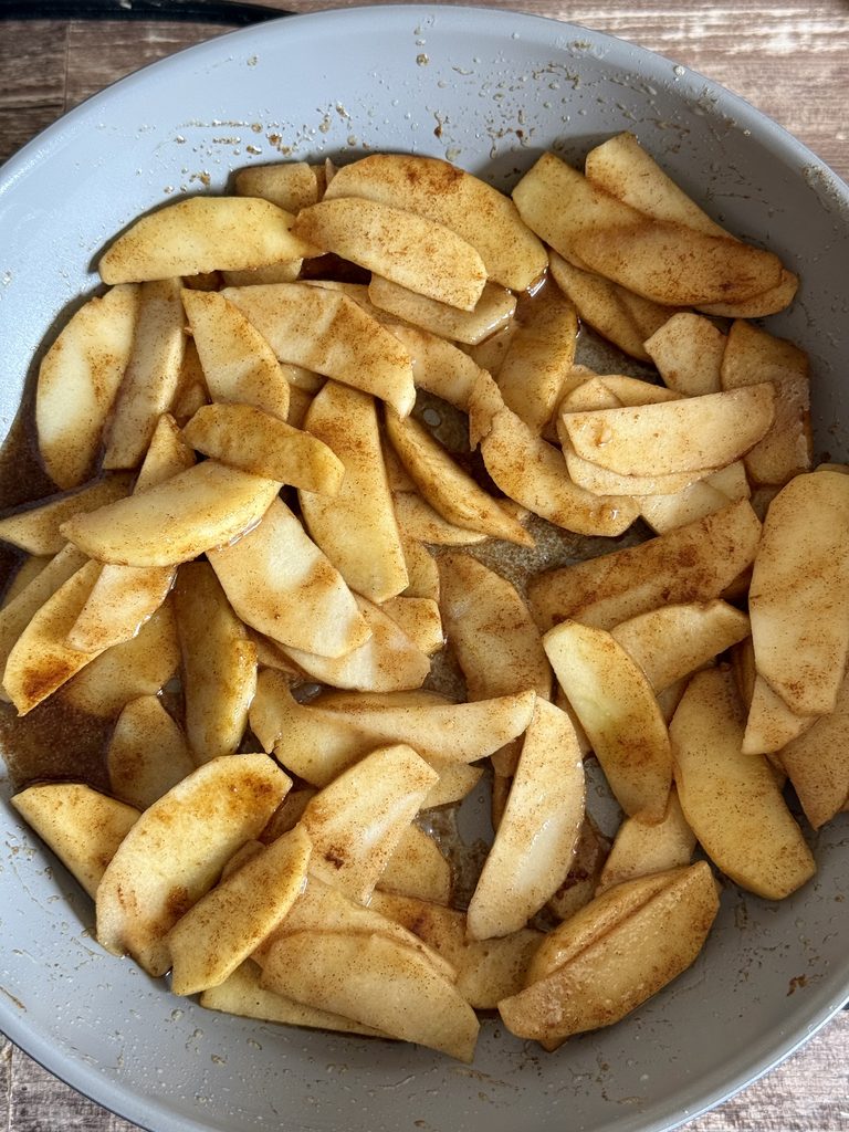 apples in fry pan